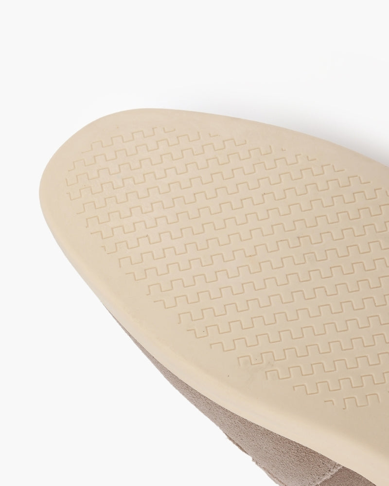 Agora — Buty Zamszowe Sznurowane Premium