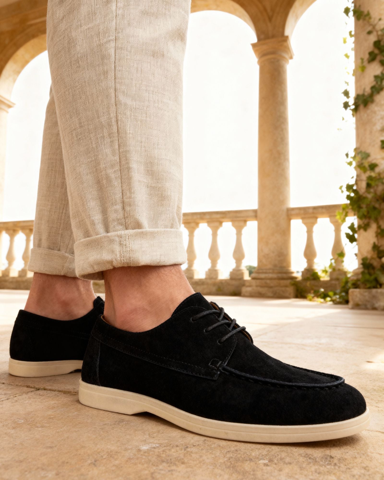 Agora — Buty Zamszowe Sznurowane Premium