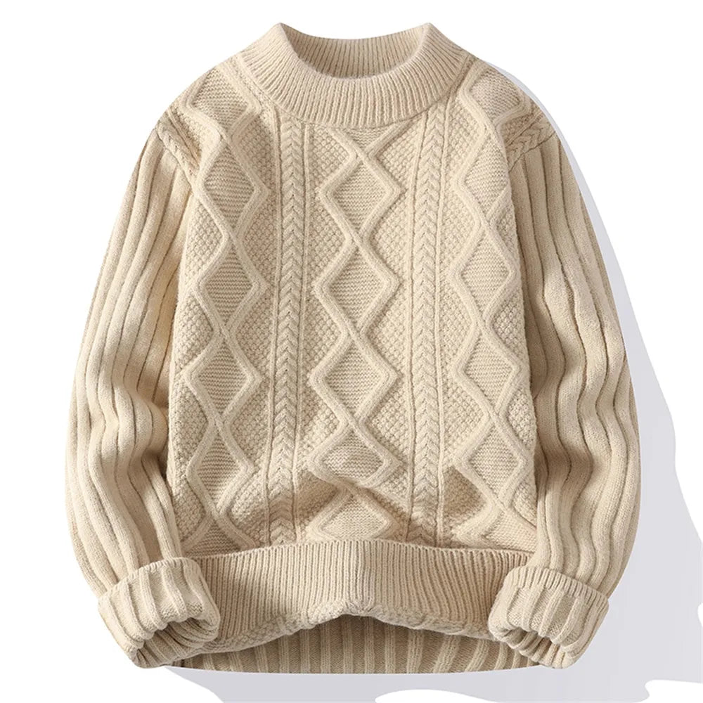 Gruby męski sweter z warkoczem w romby – zdjęcie 2